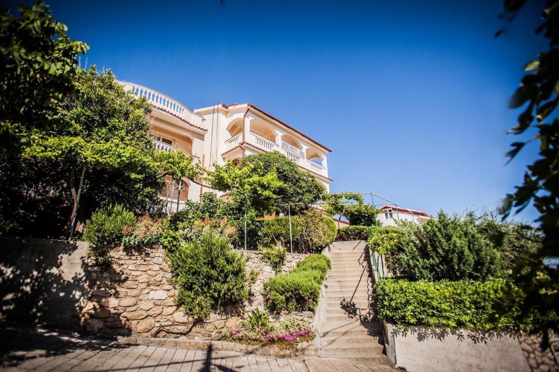 Apartments With Wifi Lopar, Rab - 14804 Экстерьер фото